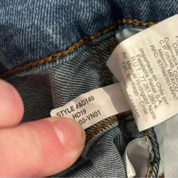 Madewell Highrise 10” Skinny Jeans Size 24P. 4 Button Closure. Rough Hem. - Picture 12 of 12